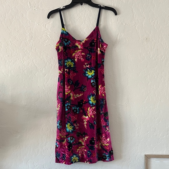 Anthropologie Velvet Floral Slip Dress – XS, Hot Pink, Adjustable Straps - Picture 1 of 7